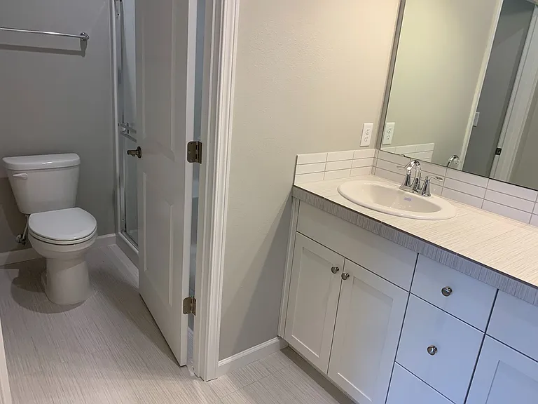 807 Water Ave NE — Photo 16