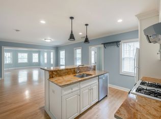 172 N Main St #172, Andover, MA 01810