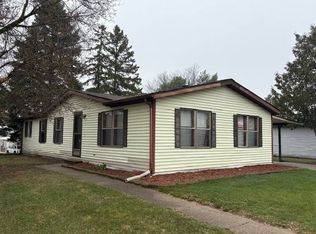 2816 Skylark St, Rochester, MI 48309