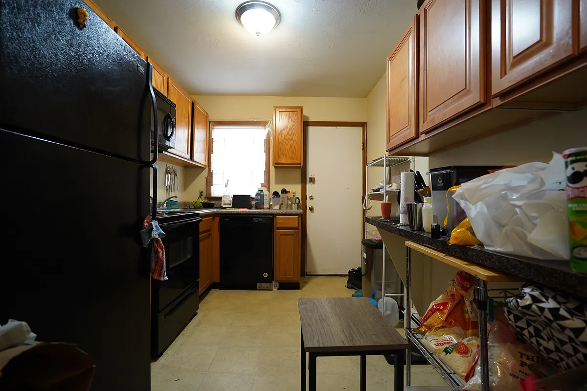 Building Photo - 29 Colborne Rd #1