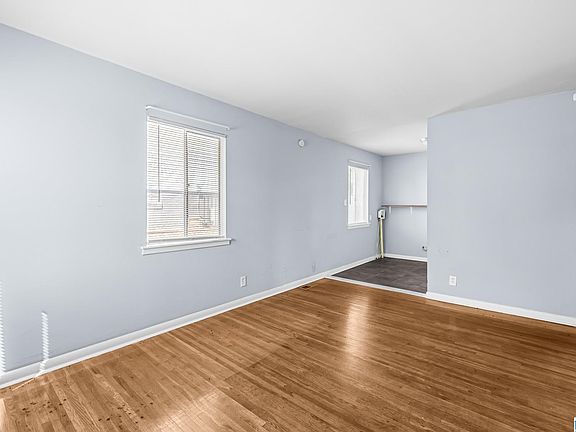 2nd image of 4401 41st Pl N