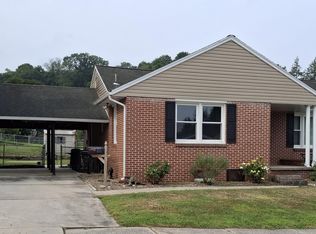 221 E 4th St, Williamsburg, PA 16693