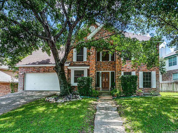 2nd image of 925 HEDGESTONE DR