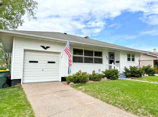 789 S Beaumont Rd, Prairie Du Chien, WI 53821