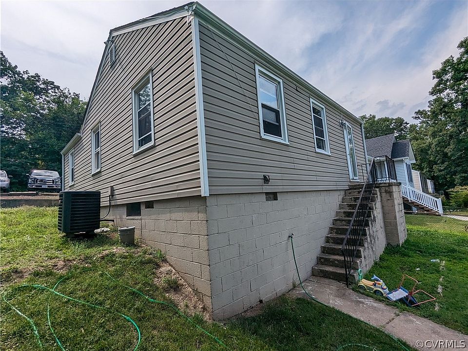 2nd image of 4707 Castlewood Rd