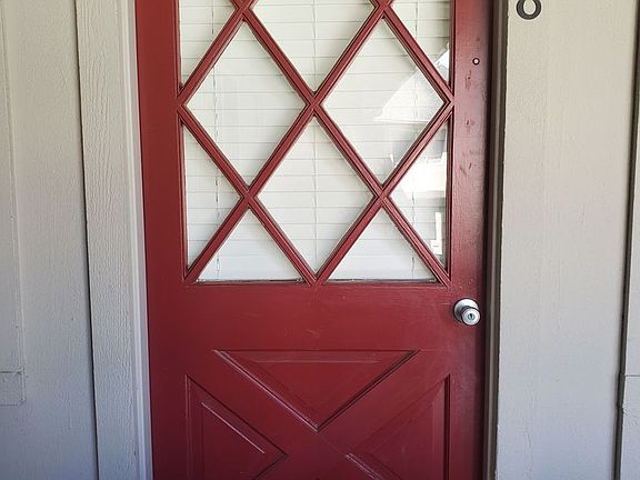 2nd image of 850 Coleman Ave APT 8