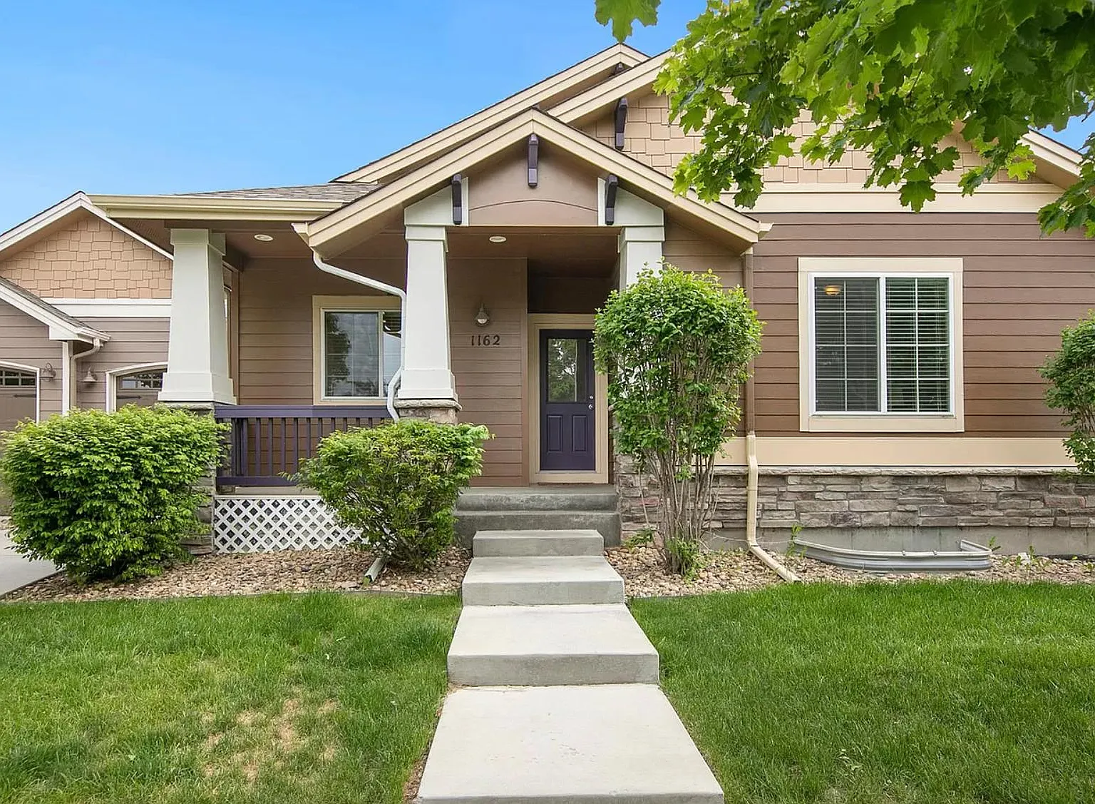 1162 Village Cir — Photo 4