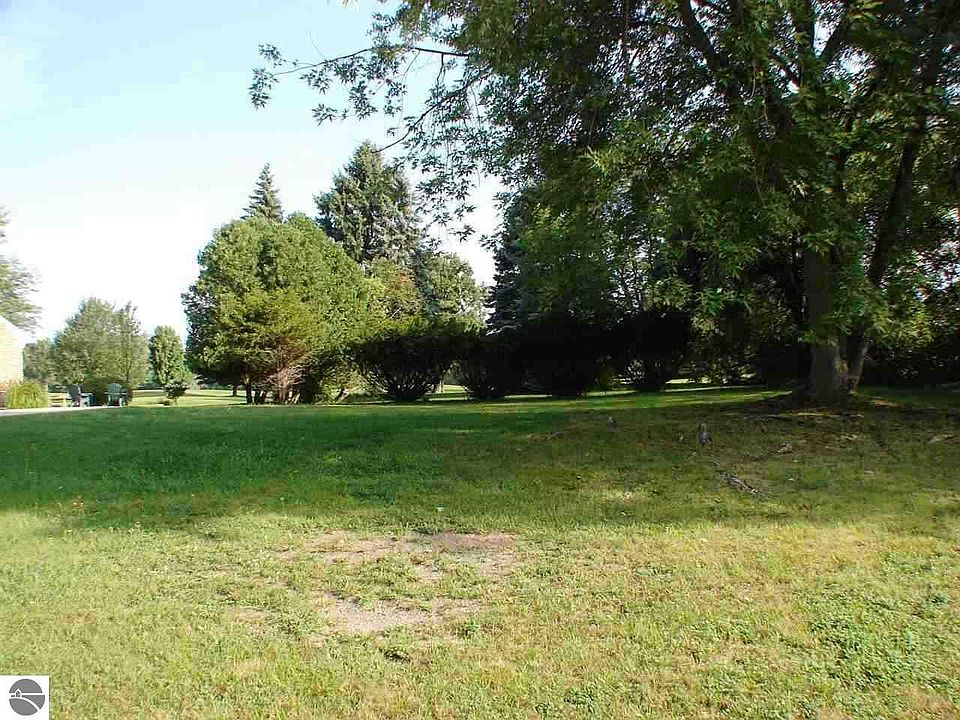 1st image of 531 Fairlane Dr