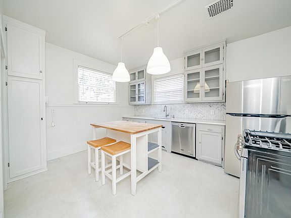 2nd image of 336 Elwood Ave #A