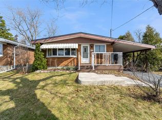 77 Lawfield Dr, Hamilton, ON L8V 4C6