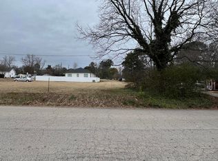 105 E Maple Ave #9, Holly Springs, NC 27540