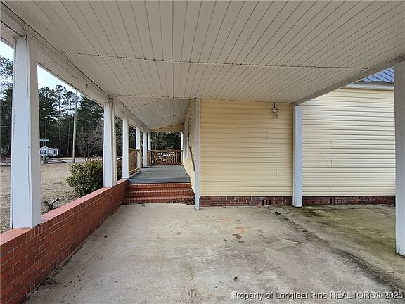 3rd image of 4547 State Highway 210 S