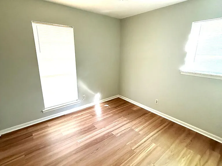 241 Kroy Dr — Photo 15