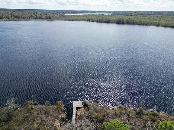 2nd image of 17830 NE 49th Street Rd