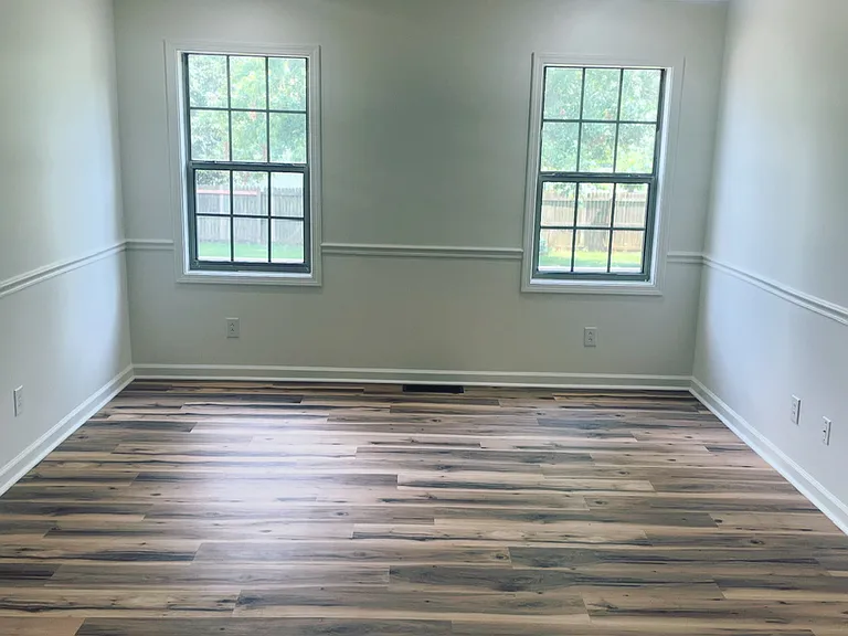 641 Hunters Ln — Photo 13