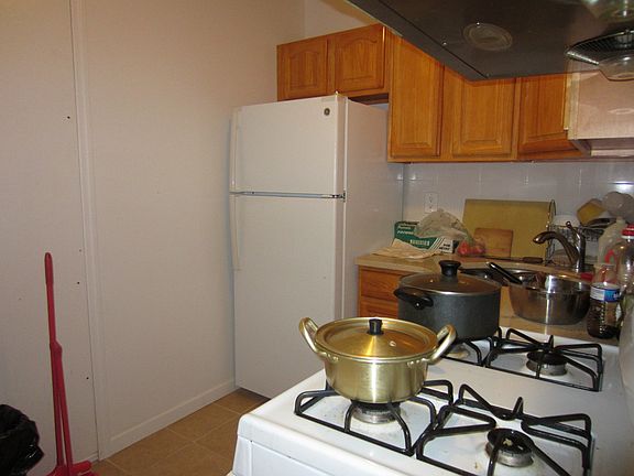 3rd image of 4010 201st Street # Fl 2nd