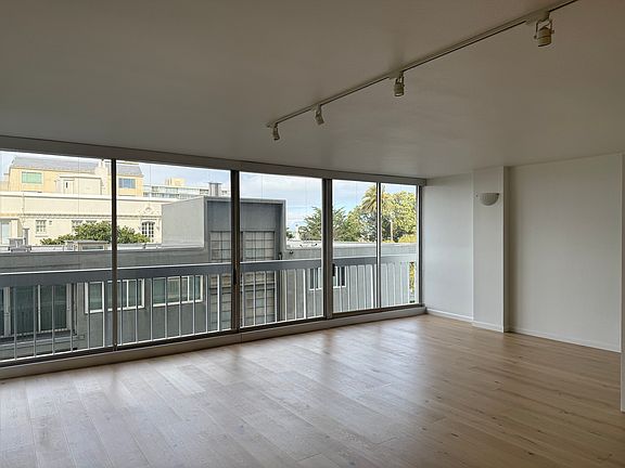 2nd image of 2200 Sacramento St APT 505