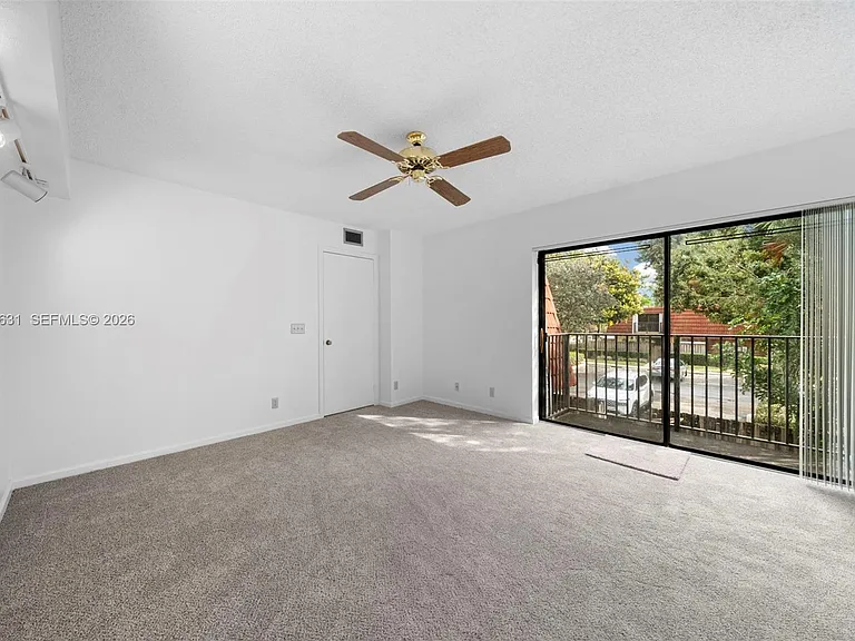 713 NW 99th Cir — Photo 16
