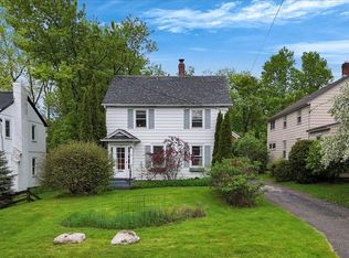 22 Proctor Avenue, South Burlington, VT 05403