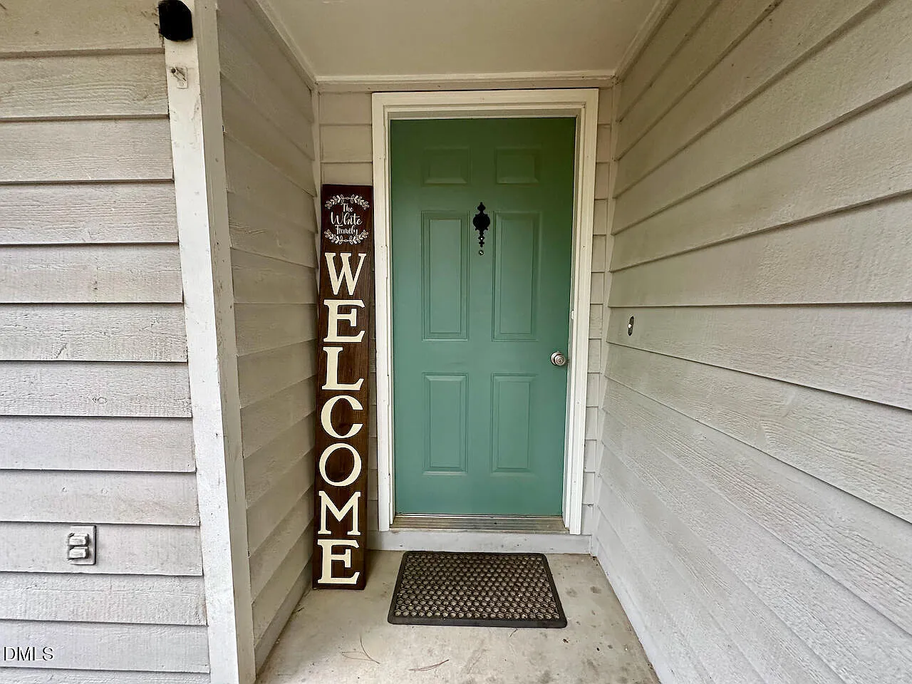3 bed, 2.0 bath, 1444 sqft, $2,450 — Photo 3