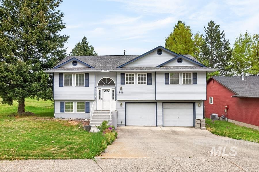 1st image of 542 Northwood Dr