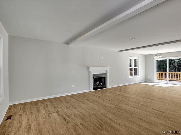 5th image of 4401 Wraywood Ave