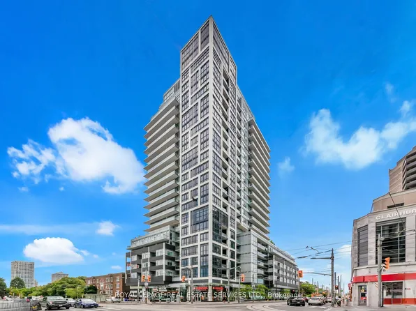 501 Saint Clair Ave W #418, Toronto, ON M5P 0A2