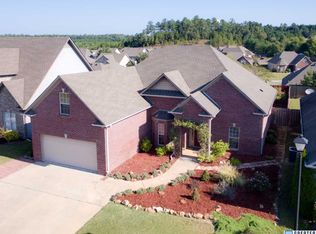 643 Waterford Ln, Calera, AL 35040
