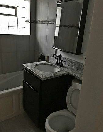 5th image of 3755 W Sunnyside Ave APT 1