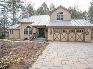 66 Remember Baker Ln, Hartford, VT 05047