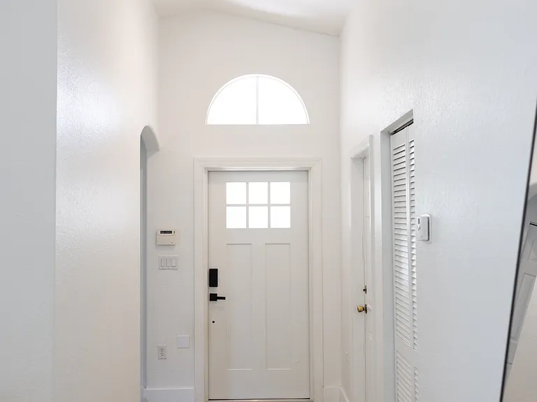 1811 SE 20th Rd — Photo 10