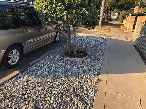 3rd image of 4079 Cherokee Ave