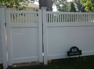 800 Newton St, Brookline, MA 02467