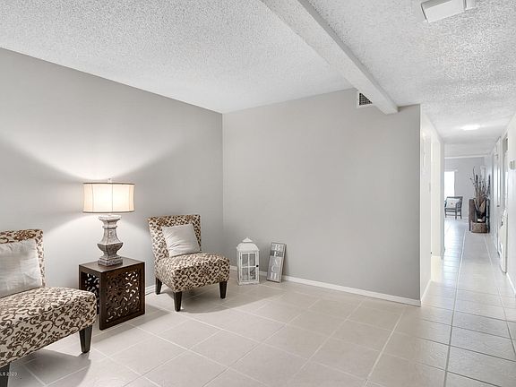 4th image of 760 S Brevard Ave APT 116