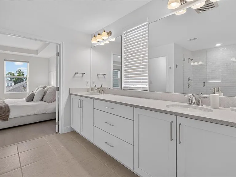 2254 Lost Horizon Way — Photo 32