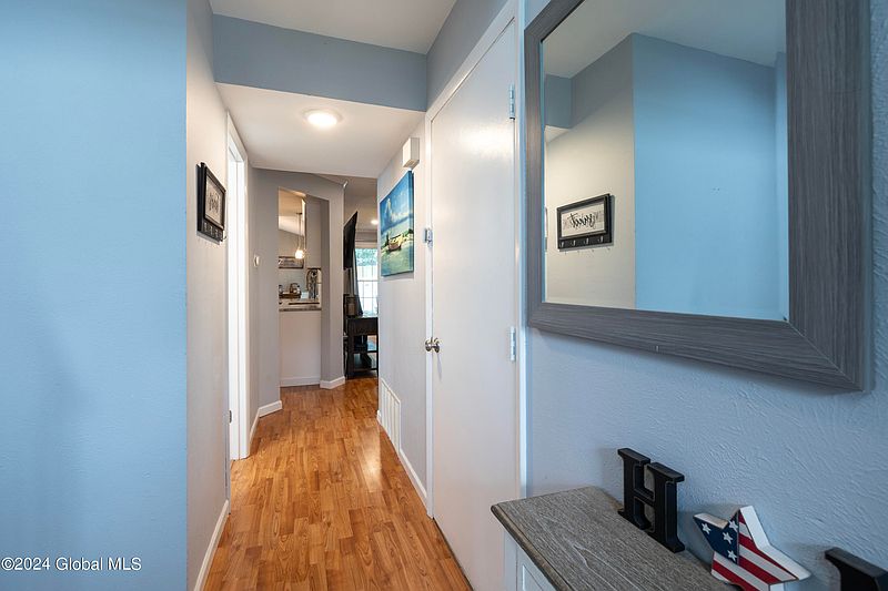 5th image of 113 Westchester Drive