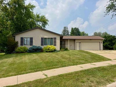1310 Ashley Dr, Iowa City, IA, 52246