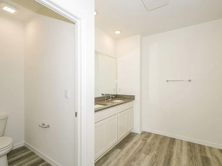 10583 Gentle Rain Dr — Photo 17