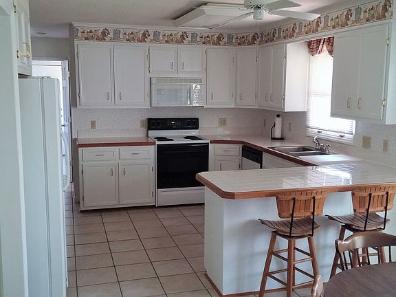 5th image of 3390 Deerhaven Ln