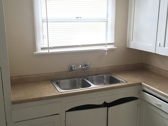 5th image of 7708 Brighton Ave
