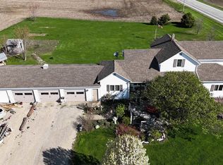 5686 S Warren Rd, Warren, IN 46792