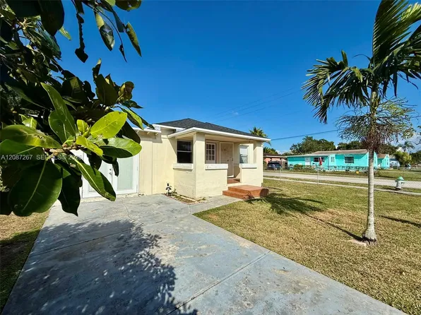 2403 Scott St, Hollywood, FL 33020