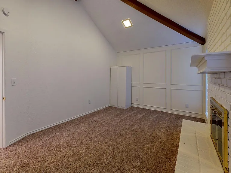 2609 Valparaiso Trl — Photo 10
