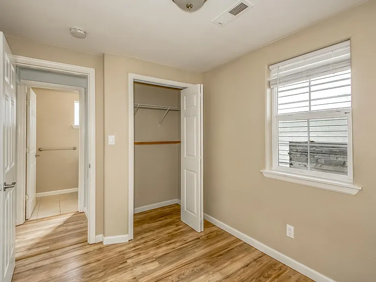 7006 SE 66th Ave #2 — Photo 5
