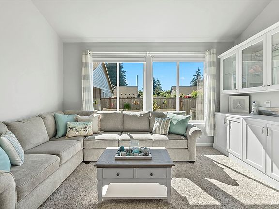 4th image of 6835 Bellamae Court SW