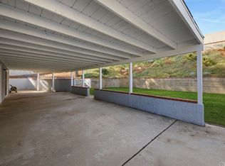 2398 Manzanita Rd, Corona, CA 92882