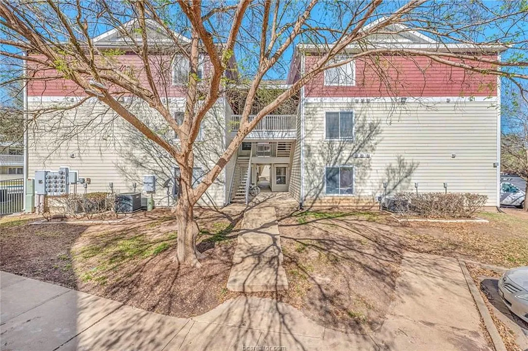 2 bed, 1236 sqft, $500 — Photo 2