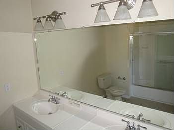 2nd image of 507 Scottsville Ct