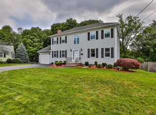15 Marion Cir, Wakefield, MA 01880