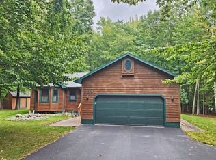 6891 Nightingale Dr, Gaylord, MI 49735